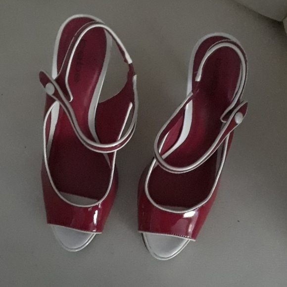 Bebe pumps - Picture 2 of 3